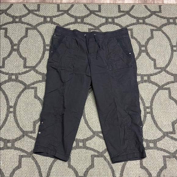Black Cropped Pants with Button Details - Picture 1 of 5